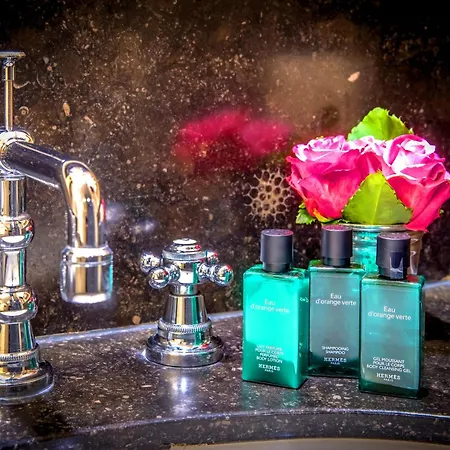Canalside House - Luxury 4* Bruggy