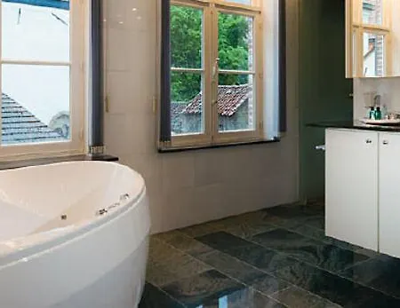 Penzion Canalside House - Luxury Bruggy